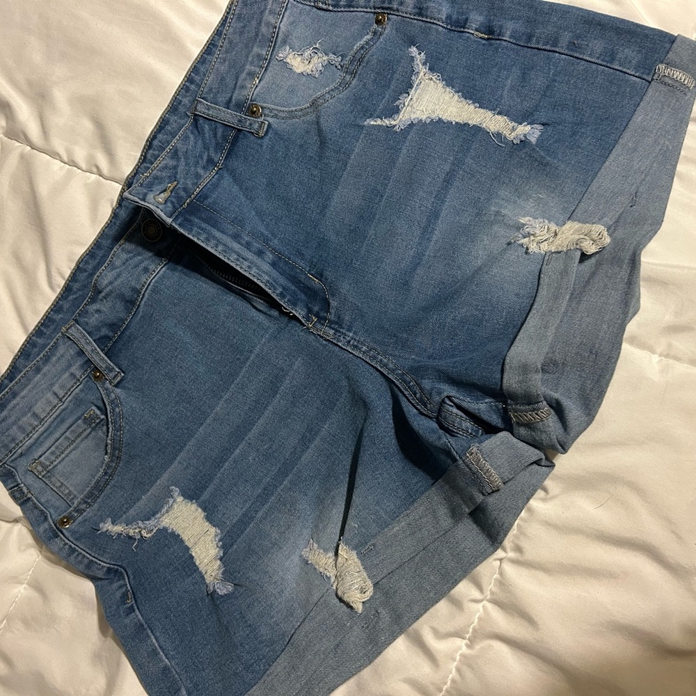 Stylish Blue Denim Women's Shorts